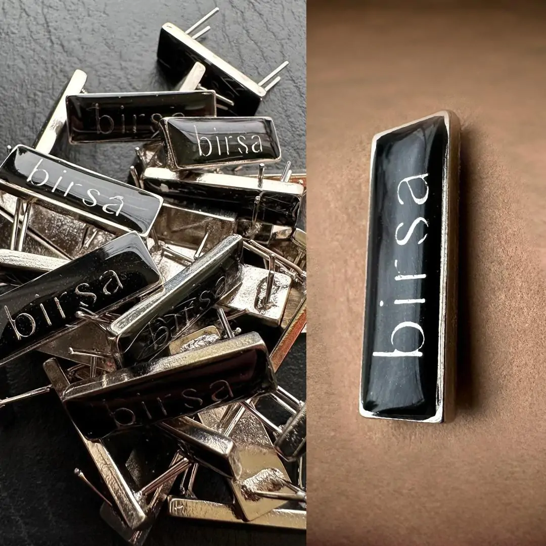 Apliques con clavetas